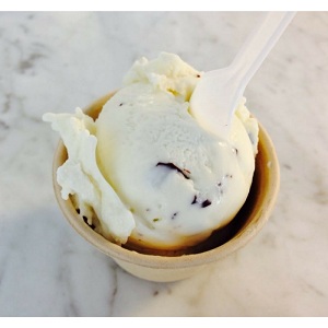 gelato-ice-cream-in-custom-cup